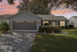 Picture of 520 Valencia Place, The Villages, FL 32159