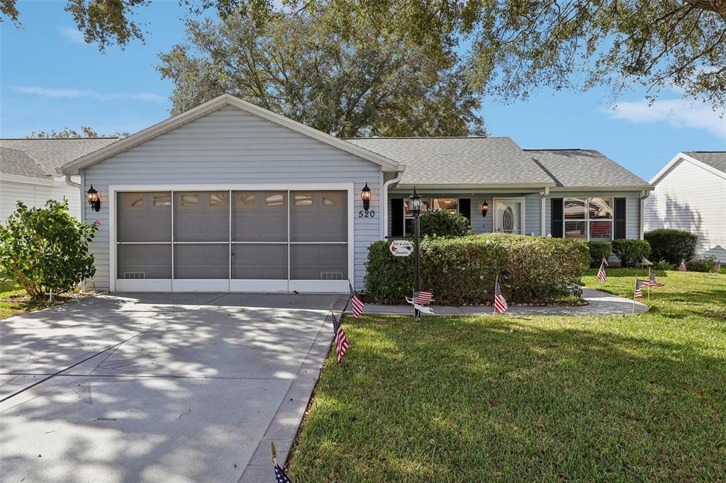 Picture of 520 Valencia Place, The Villages, FL 32159