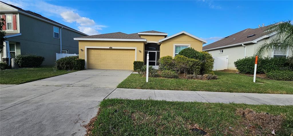 Picture of 12425 Fairlawn Drive, Riverview, FL 33579