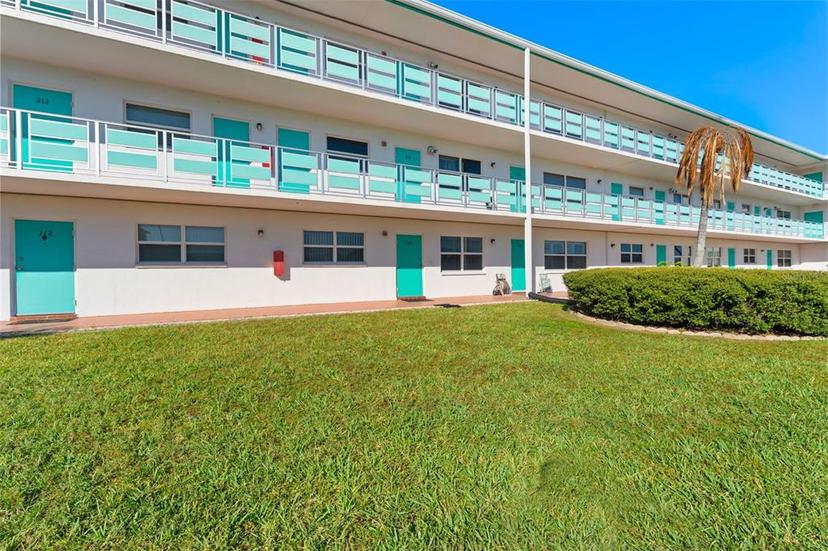 Picture of 1950 59Th Avenue N Unit 114, St Petersburg FL 33714
