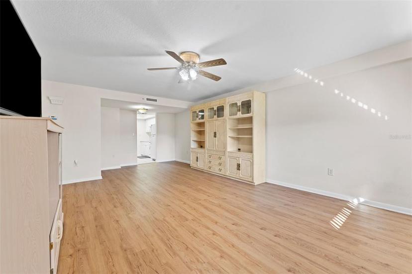 Picture of 1950 59Th Avenue N Unit 114, St Petersburg FL 33714
