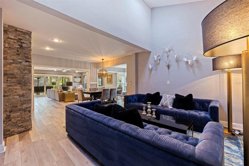 Picture of 2134 Serpentine Circle S, St Petersburg FL 33712