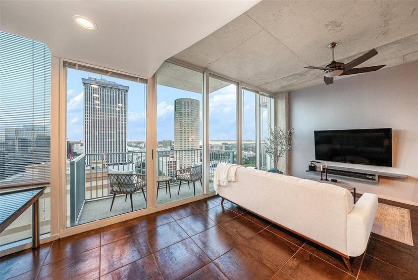 Picture of 777 N Ashley Drive Unit 1808, Tampa FL 33602