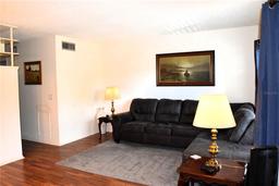 Picture of 2100 World Parkway Boulevard Unit 58, Clearwater, FL 33763