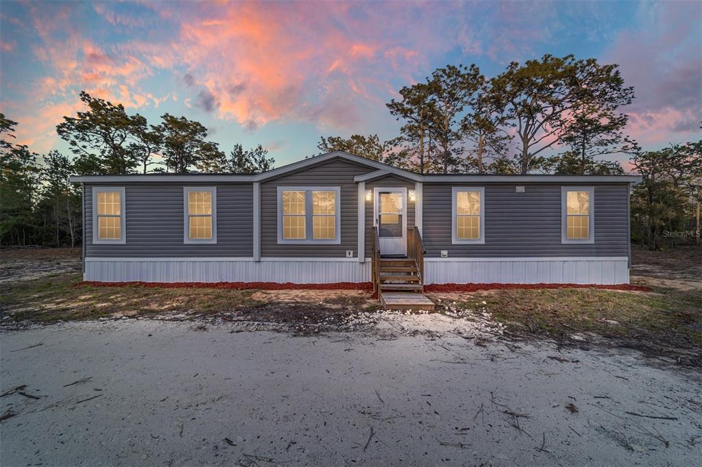 Picture of 11837 SE 165 Avenue, Ocklawaha, FL 32179