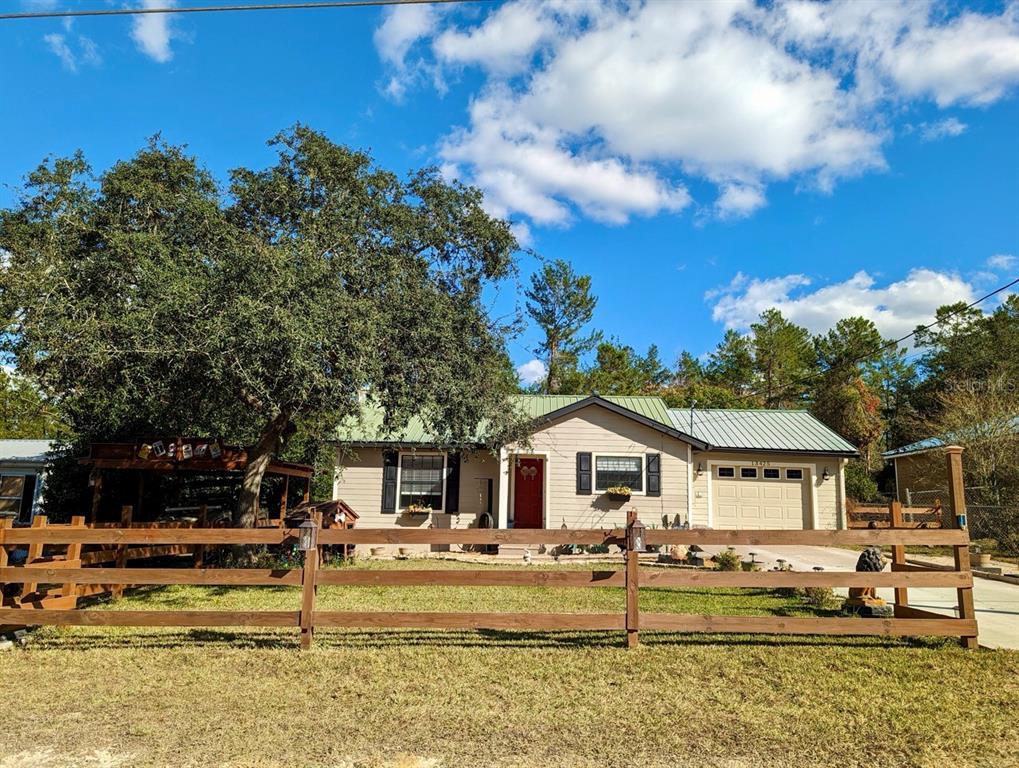 Picture of 13425 NE 217Th Court, Fort Mc Coy, FL 32134