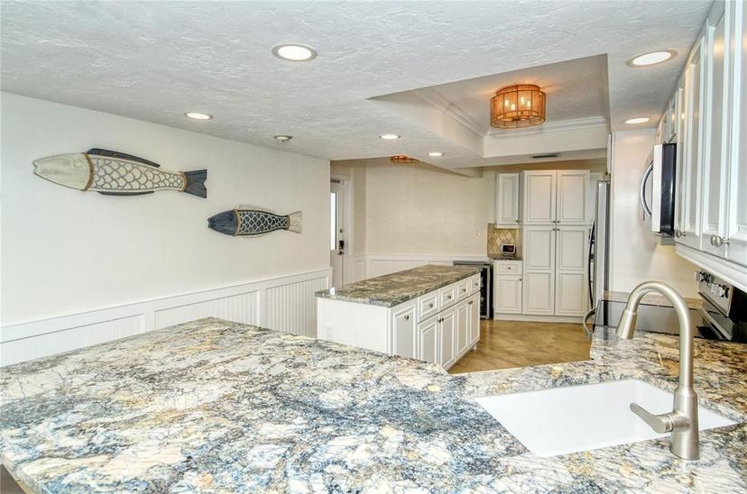 Picture of 5770 Midnight Pass Road Unit 301, Sarasota FL 34242