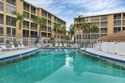 Picture of 3532 Lake Bayshore Drive Unit K117, Bradenton, FL 34205