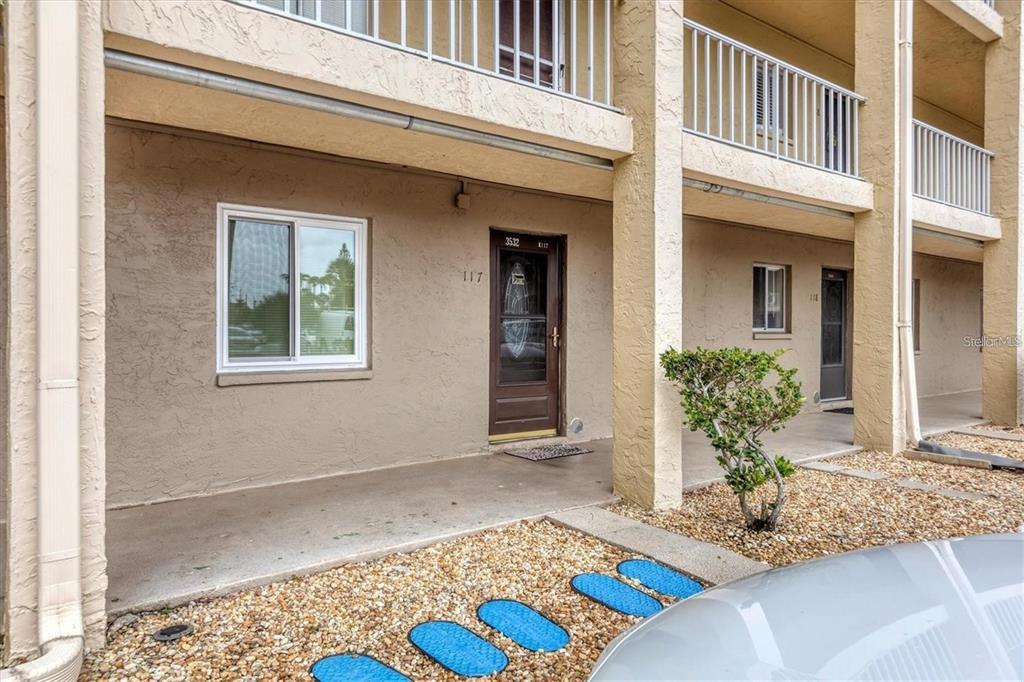 Picture of 3532 Lake Bayshore Drive Unit K117, Bradenton, FL 34205