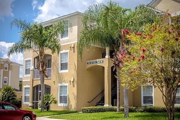 Picture of 8107 Coconut Palm Way Unit 301, Kissimmee FL 34747