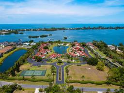 Picture of 784 Sarabay Road Unit 18, Osprey, FL 34229