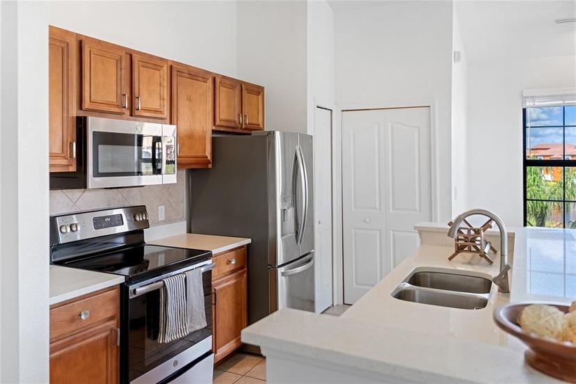 Picture of 8377 38Th Street Circle E Unit 308, Sarasota FL 34243