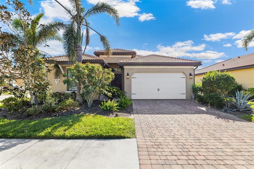 Picture of 655 Resolute Street, Nokomis FL 34275