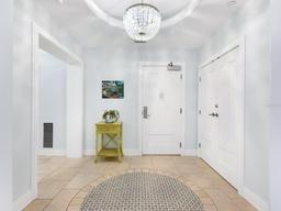 Picture of 915 Seaside Drive Unit 407, Sarasota, FL 34242