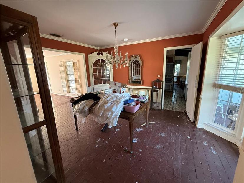Picture of 3275 Walnut Street Ne, St Petersburg FL 33704