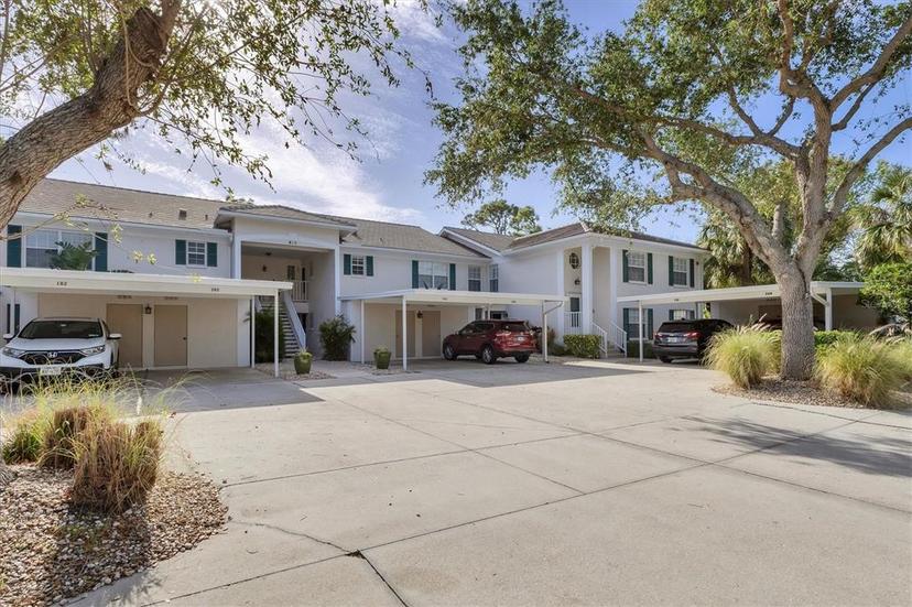 Picture of 815 Montrose Drive Unit 103, Venice FL 34293