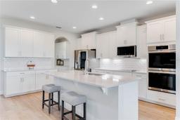 Picture of 9849 Lost Creek Drive, Winter Garden, FL 34787