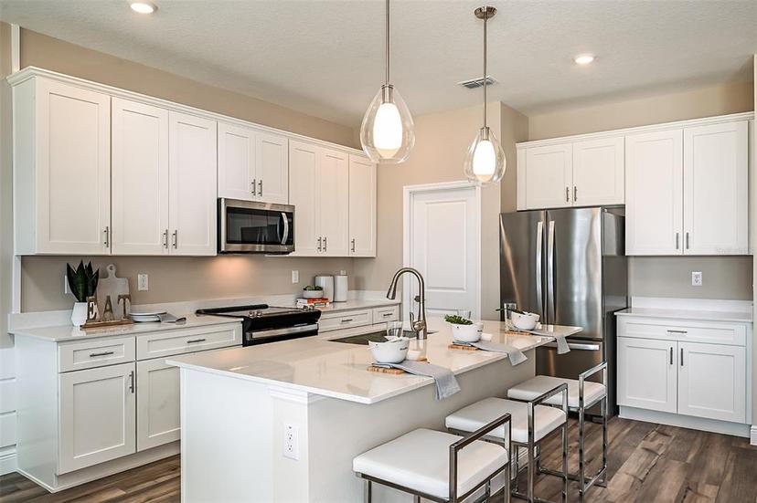 Picture of 12132 Cattleside Drive, Riverview FL 33579
