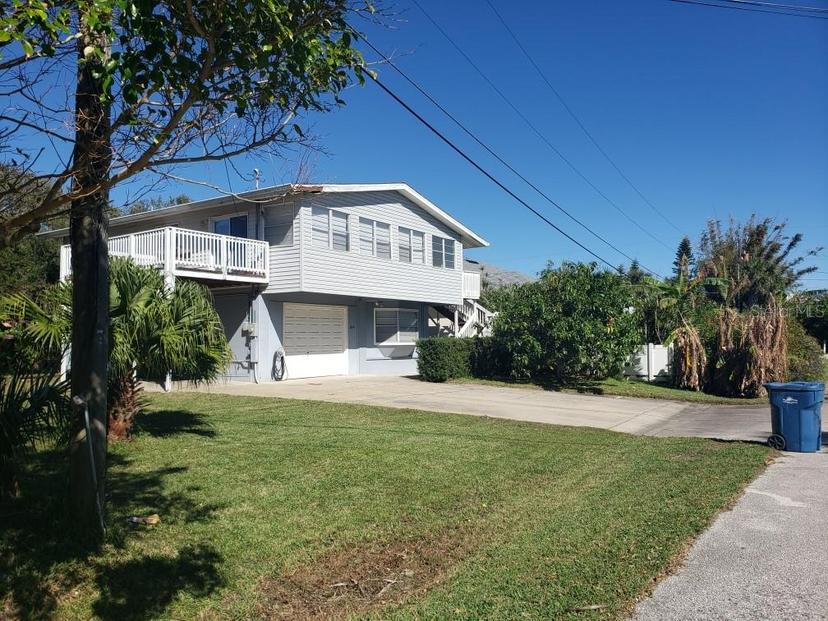Picture of 824 Garfish Avenue, New Smyrna Beach FL 32169