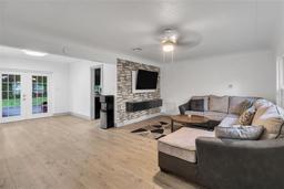 Picture of 12905 N Oregon Avenue, Tampa, FL 33612