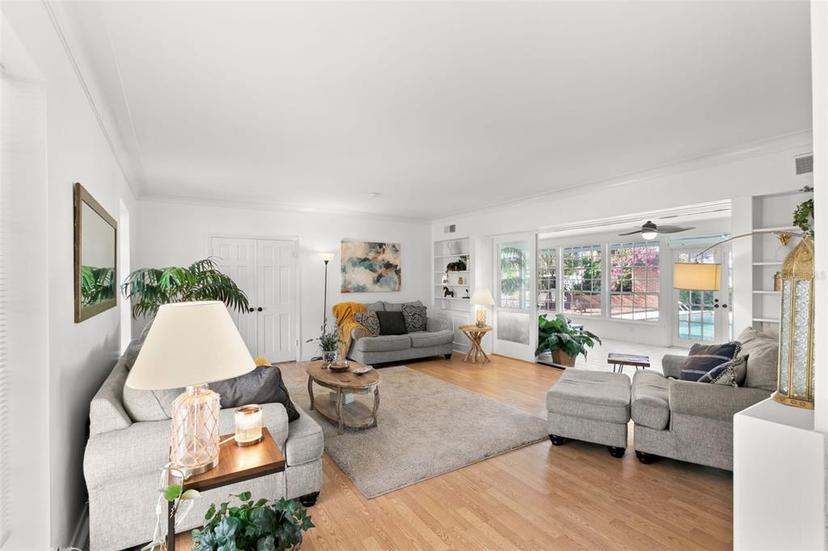 Picture of 4801 Dartmouth Avenue N, St Petersburg FL 33713