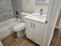 Picture of 2359 Finlandia Lane Unit 27, Clearwater, FL 33763