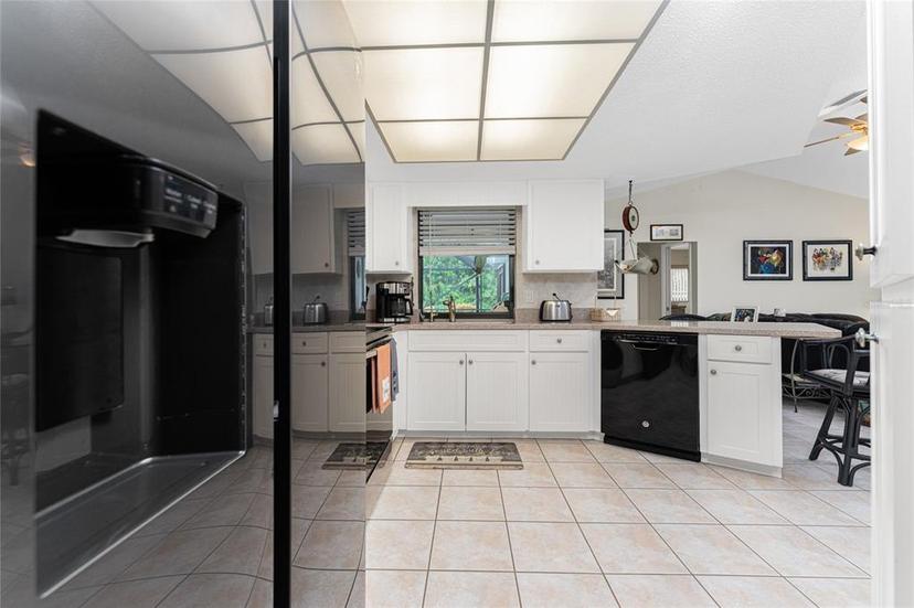 Picture of 10127 Peach Avenue, Englewood FL 34224