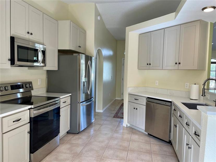 Picture of 10448 Canary Avenue, Weeki Wachee FL 34613