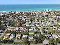 Picture of 510 Harbor Drive S, Venice, FL 34285