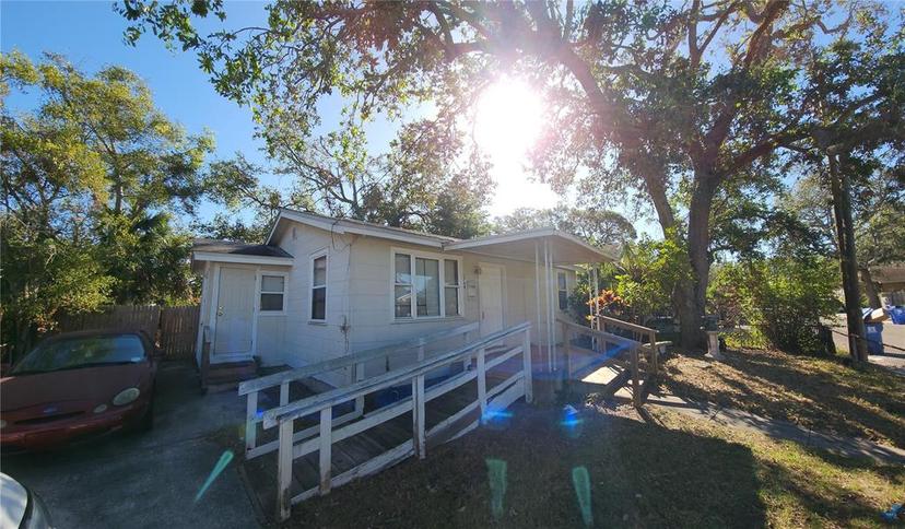 Picture of 1708 Preston Street S, St Petersburg FL 33712