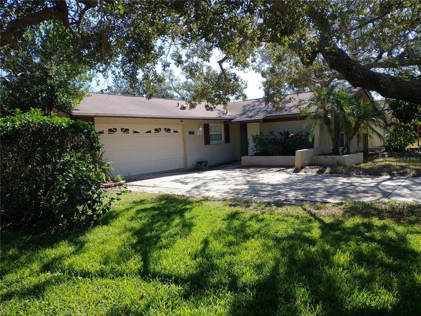 Picture of 1291 S Disston Avenue, Tarpon Springs FL 34689