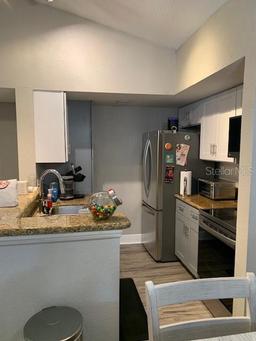 Picture of 5140 Conroy Road Unit 38, Orlando, FL 32811