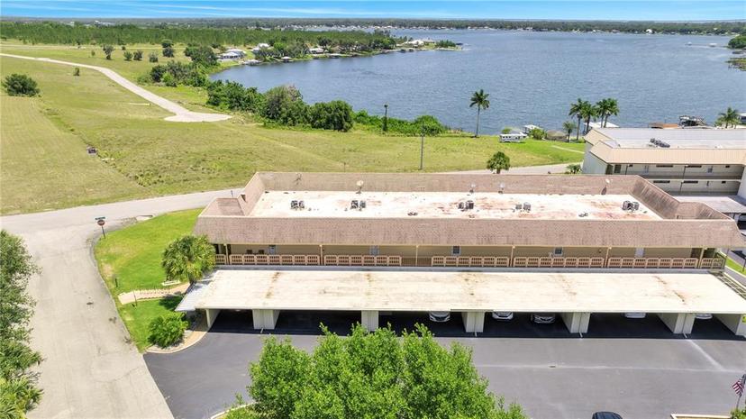 Picture of 412 Lake Clay Drive S, Lake Placid FL 33852