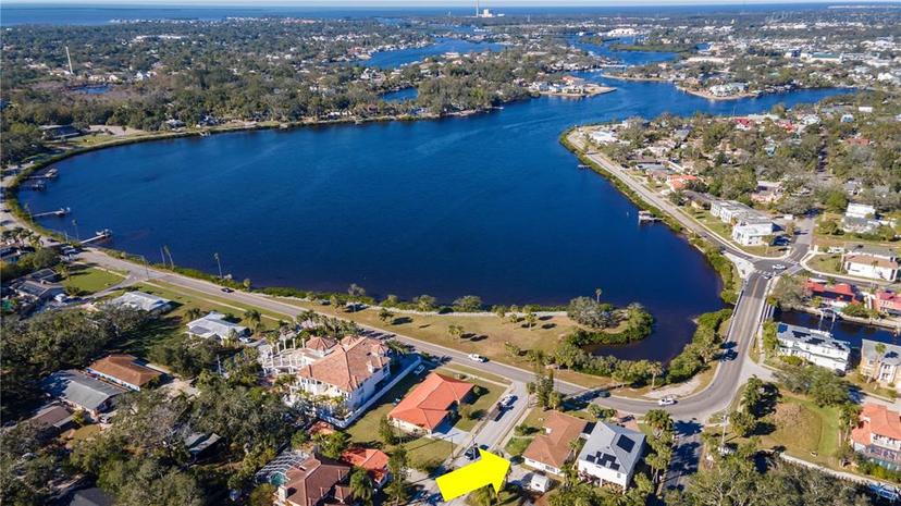 Picture of 603 Virginia Avenue, Tarpon Springs FL 34689