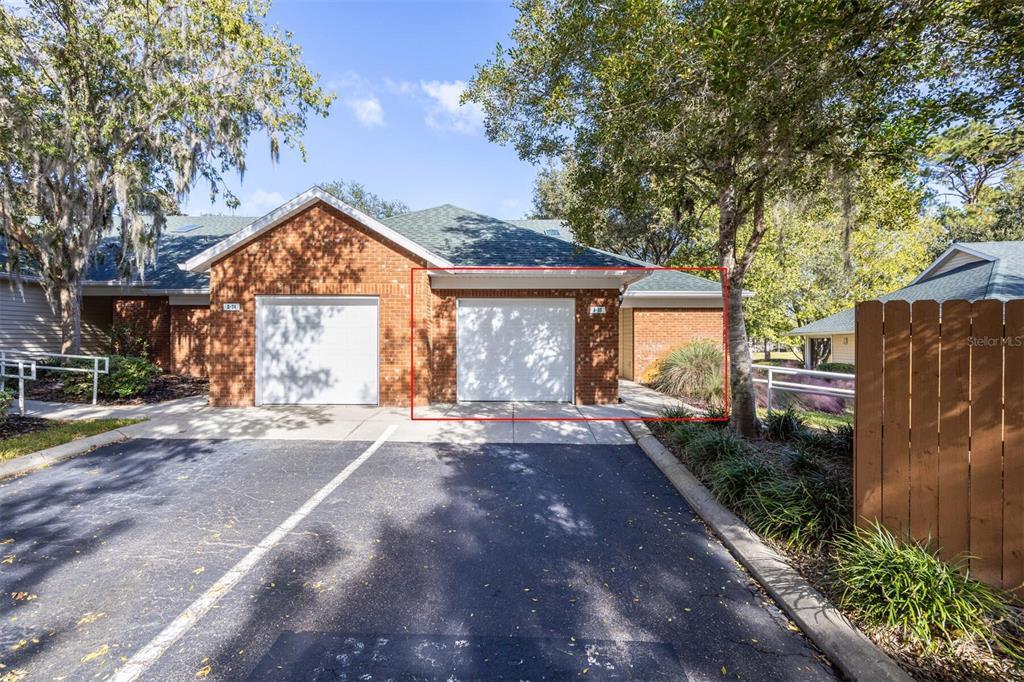 Picture of 13200 W Newberry Road Unit G33, Newberry, FL 32669