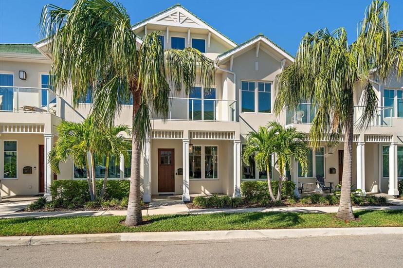 Picture of 12 Country Club Lane, Belleair FL 33756