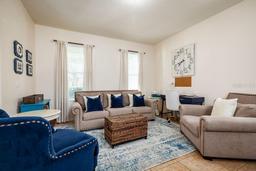 Picture of 5207 Sanderling Ridge Drive, Lithia, FL 33547