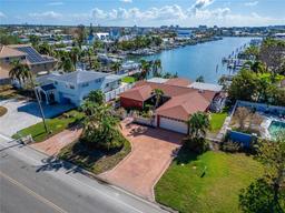 Picture of 425 Capri Boulevard, Treasure Island, FL 33706