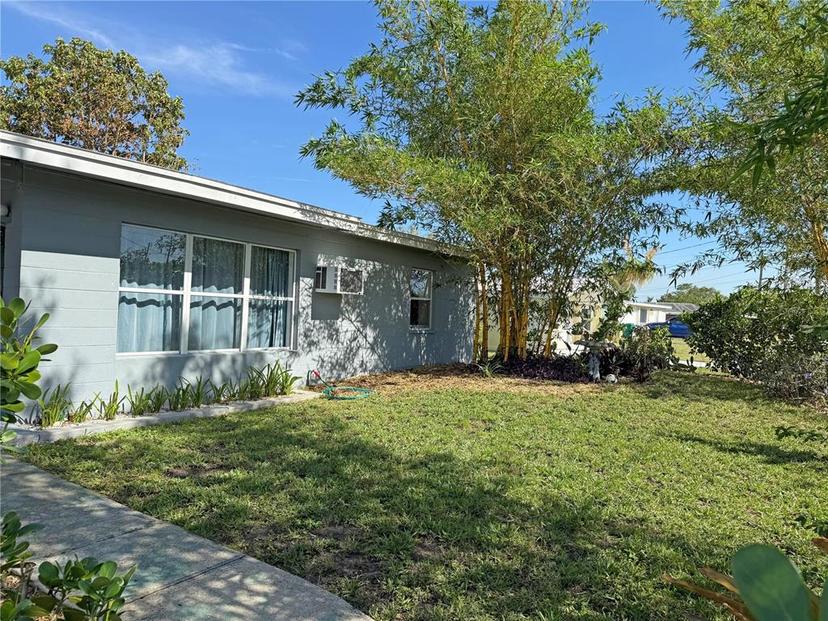 Picture of 107 Dunn Drive Ne, Port Charlotte FL 33952