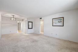 Picture of 5095 Bay Street Ne Unit 109, St Petersburg, FL 33703