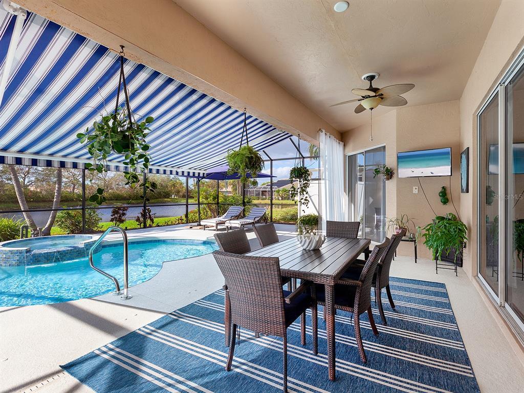 Picture of 6828 Coyote Ridge Court, University Park, FL 34201