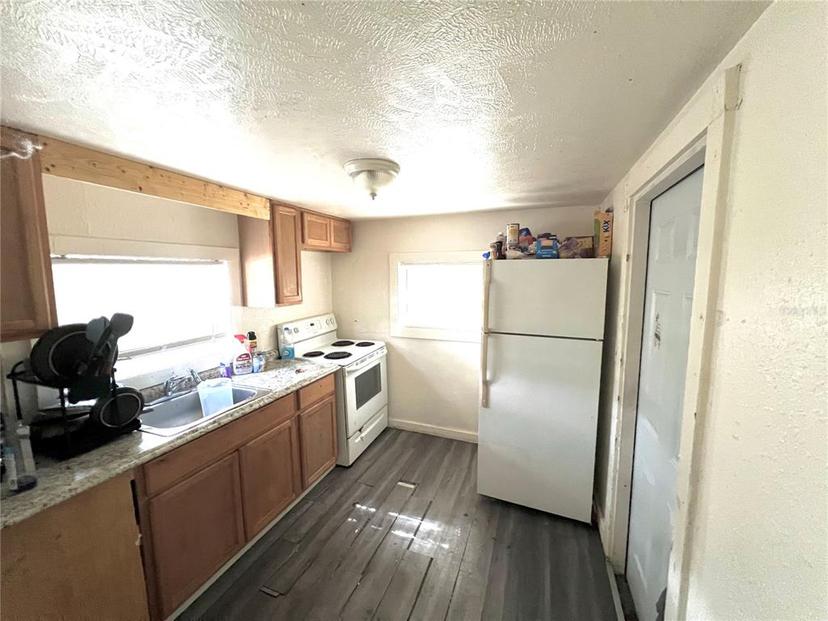 Picture of 30 E Ella J Gilmore Street, Apopka FL 32703