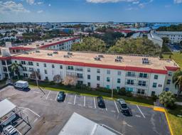 Picture of 2700 Bayshore Boulevard Unit 4304, Dunedin, FL 34698
