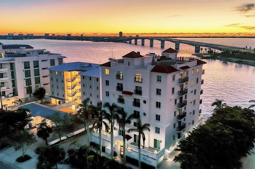Picture of 166 Golden Gate Point Unit 70, Sarasota FL 34236