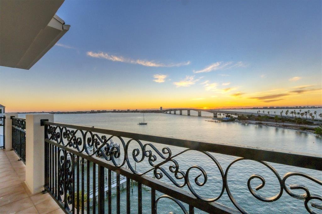 Picture of 166 Golden Gate Point Unit 70, Sarasota, FL 34236