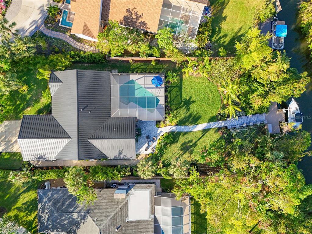 Picture of 1899 Buccaneer Circle, Sarasota, FL 34231
