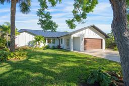 Picture of 1899 Buccaneer Circle, Sarasota, FL 34231