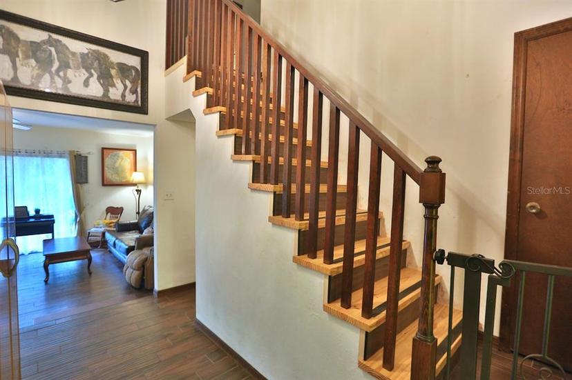 Picture of 18108 SE County Road 2082, Hawthorne FL 32640