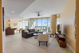 Picture of 175 1St Street S Unit 806, St Petersburg, FL 33701