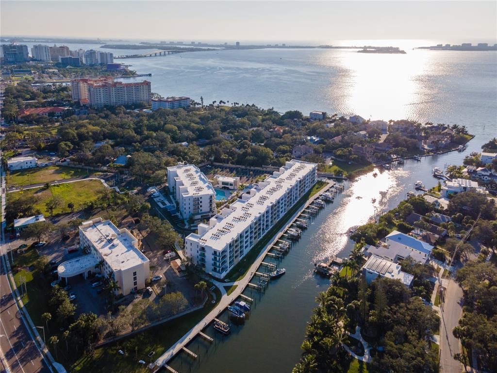 Picture of 1703 N Tamiami Trail Unit 304, Sarasota, FL 34234